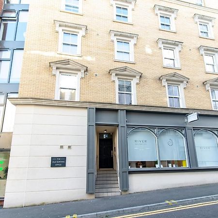 Modern 1 Bed Flat 2 Mins Walk From Restaurants Bars Clubs & Beach! Wow! Apartman Bournemouth Kültér fotó