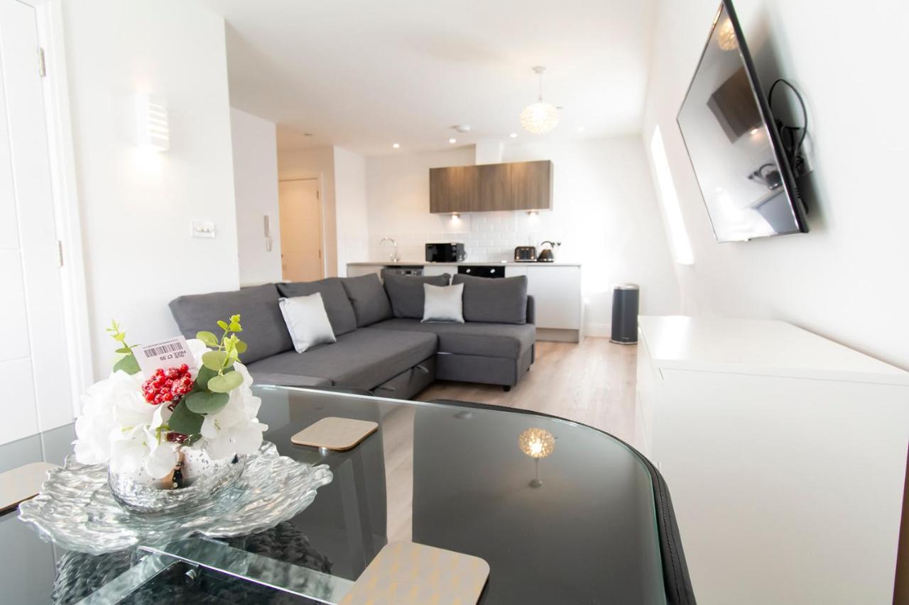 Modern 1 Bed Flat 2 Mins Walk From Restaurants Bars Clubs & Beach! Wow! Apartman Bournemouth Kültér fotó